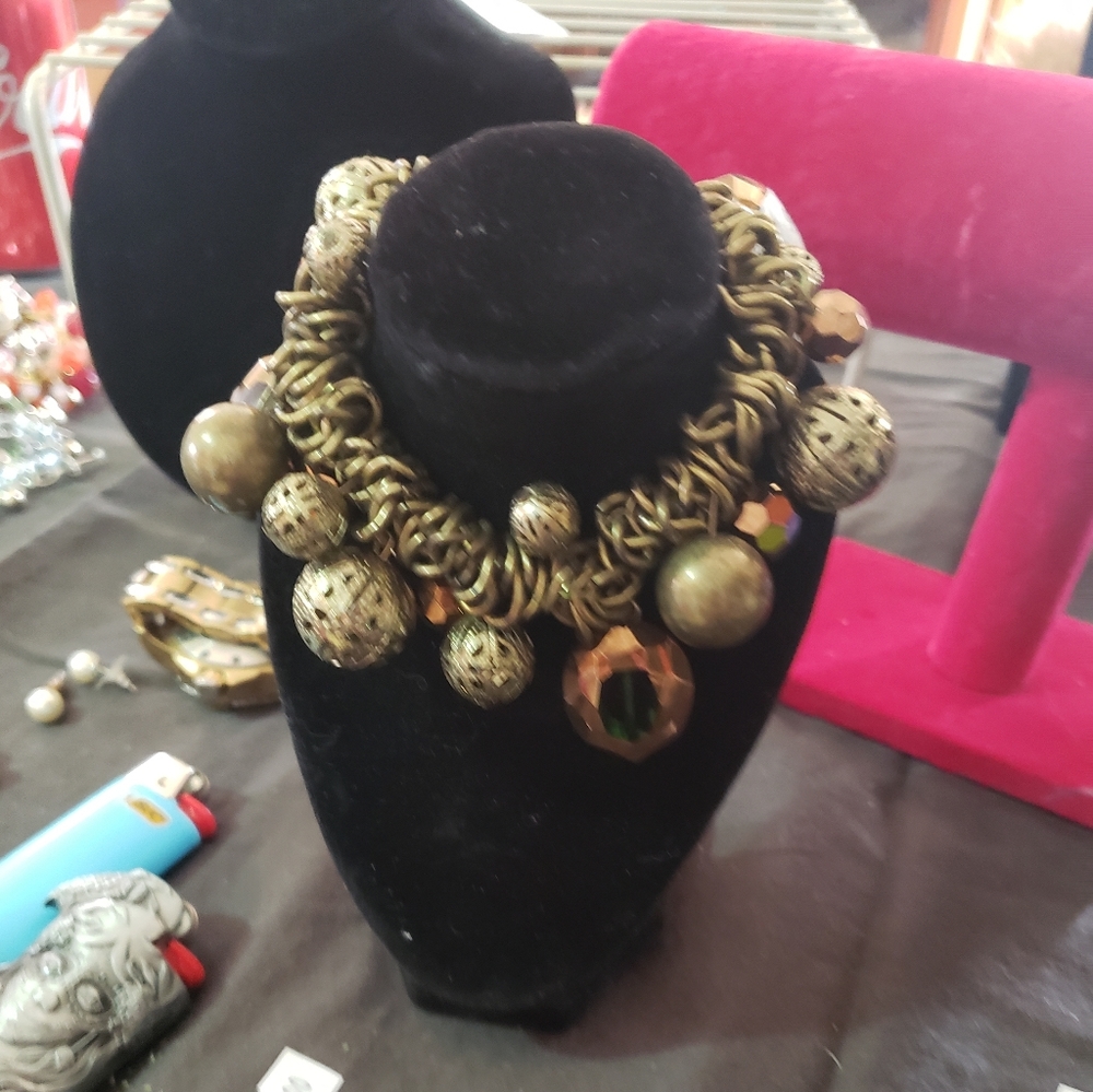 Bracelets - Picture 9 of 11